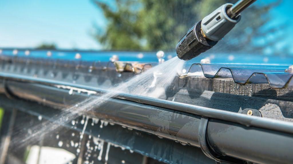 Qualifications of Some of the Best Gutter Cleaning and Repair Companies in Ohio